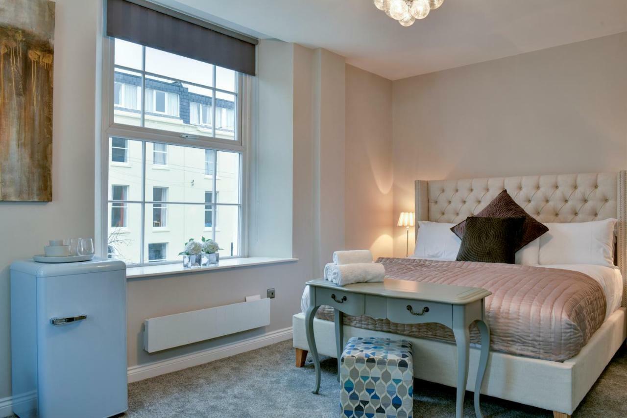 31 Meridian Place *