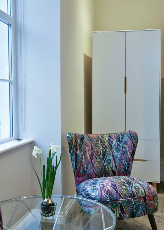 31 Meridian Place * Bristol